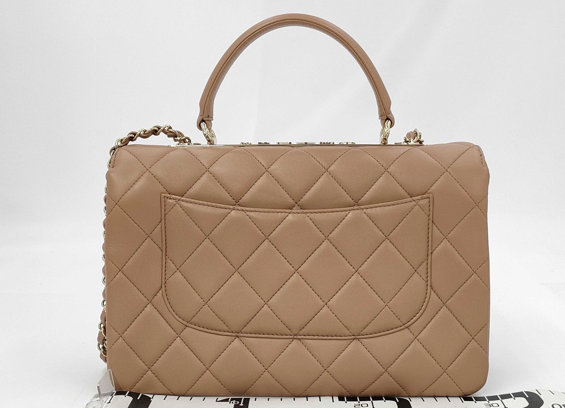 Chanel Borse da donna: Chanel Trendy CC Medium Beige GHW – Usato da St. Gallen venduto da Love_Luxury 1