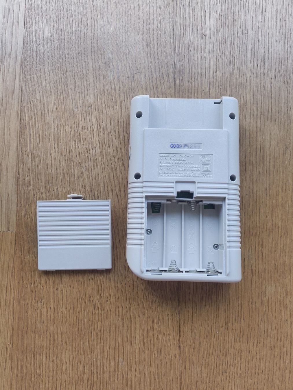 Nintendo Console: Nintendo Game Boy DMG-01 – Usato da Ostermundigen venduto da moniandi 3