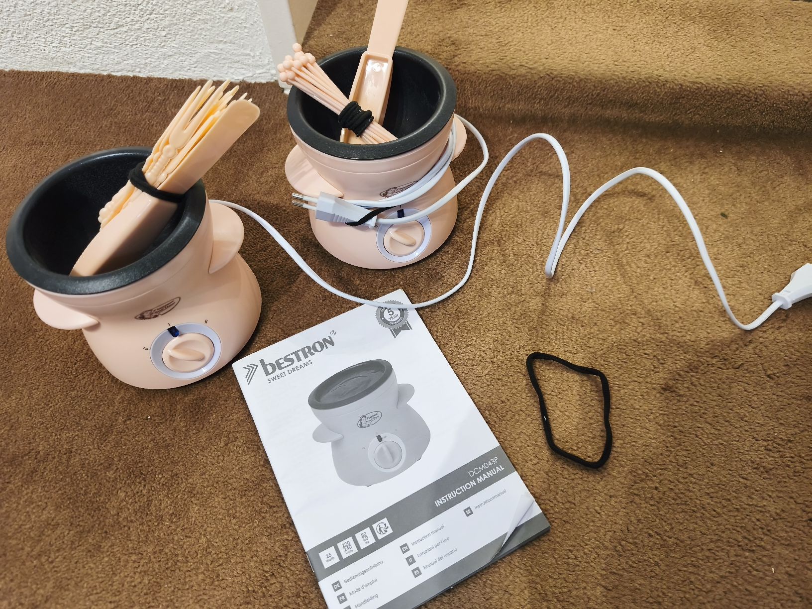 Elettrodomestici da cucina: 2 Schoggifondue-Party Elektro – Nuovo (secondo la descrizione) da Rüti ZH venduto da Babybohne 2