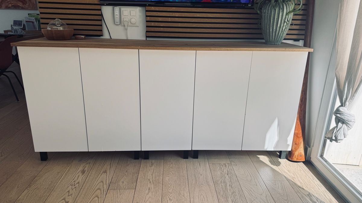 Credenze: Kommode 2m lang mit eichenholzplatte – Usato da Buckten venduto da H_wyss1987