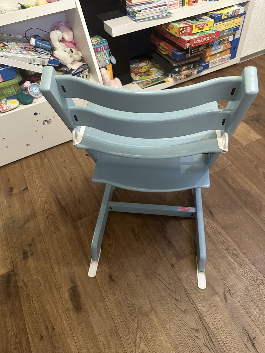 Stokke Hochstühle: Hochstuhl Kinderhochstuhl hellblau gebraucht – Gebraucht aus Wangen an der Aare von jol_82h2 2