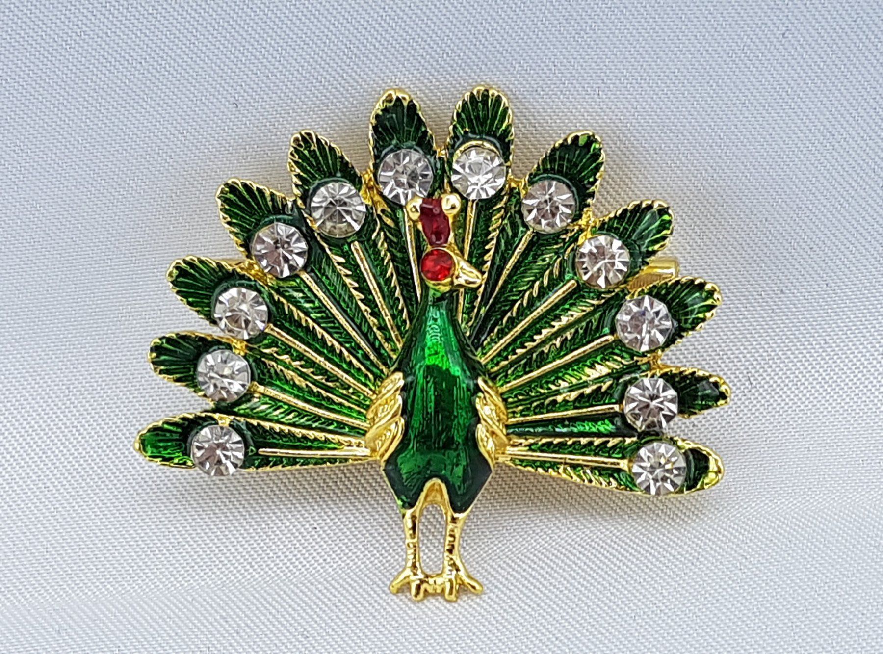 Spille & Fermagli: Brosche - PFAU mit Glitzersteinen - 4,5x3,5cm - Neu – Nuovo e nell'imballaggio originale da Grenchen venduto da Yamahwildstar16 1