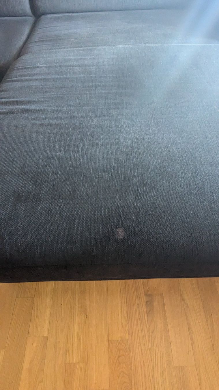 Divani: Schwarzes Stoffsofa – Usato da Luzern venduto da ram_bt87 5