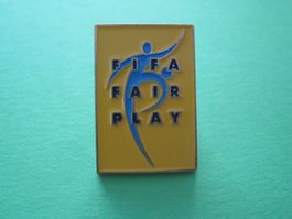 Pin  FIFA  (7)