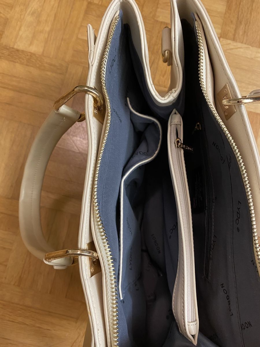 Taschen für Damen: Elegante Handtasche in beige – Neu (gemäss Beschreibung) aus Siebnen von mel_b_789 2