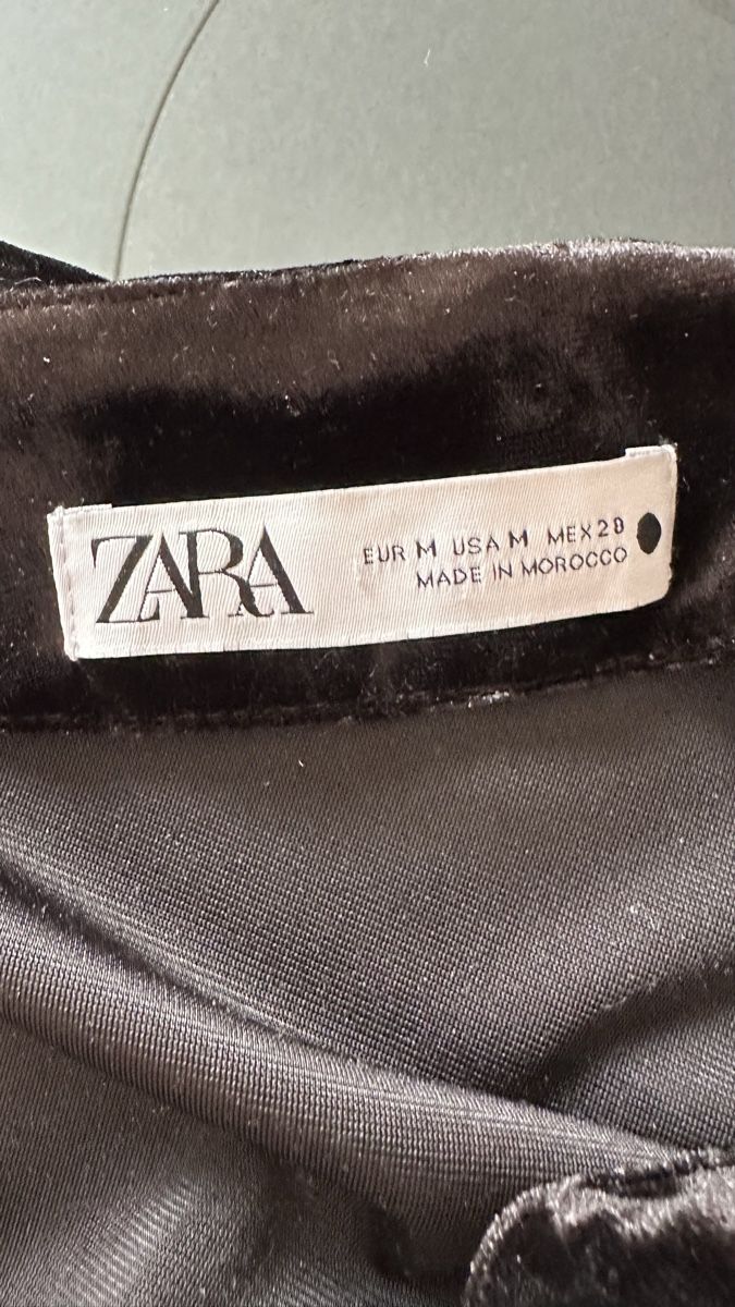 Zara Vestiti: Kleid | Zara | Gr. M | Samt – Nuovo (secondo la descrizione) da Kilchberg ZH venduto da nad_6dwp 7