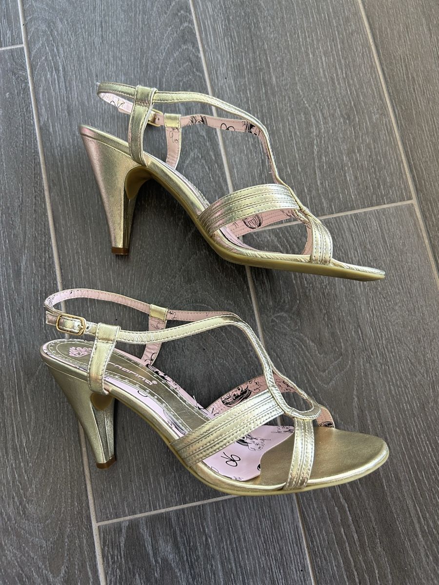 Scarpe da donna: Sandali Fornarina numero 40 – Usato da Locarno venduto da Matic04 2