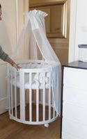 Rundes Babybett weiss