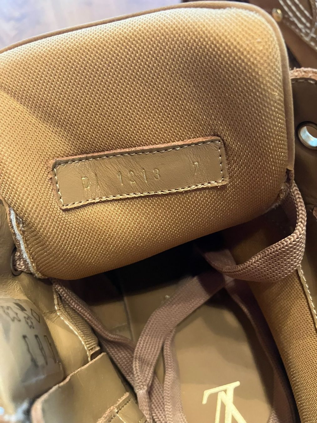 Louis Vuitton Scarpe da uomo: Louis Vuitton Schuhe, Checker Ankle Boot, beige, Gr. 7 / 41 – Nuovo e nell'imballaggio originale da Zäziwil venduto da Bewy1 2