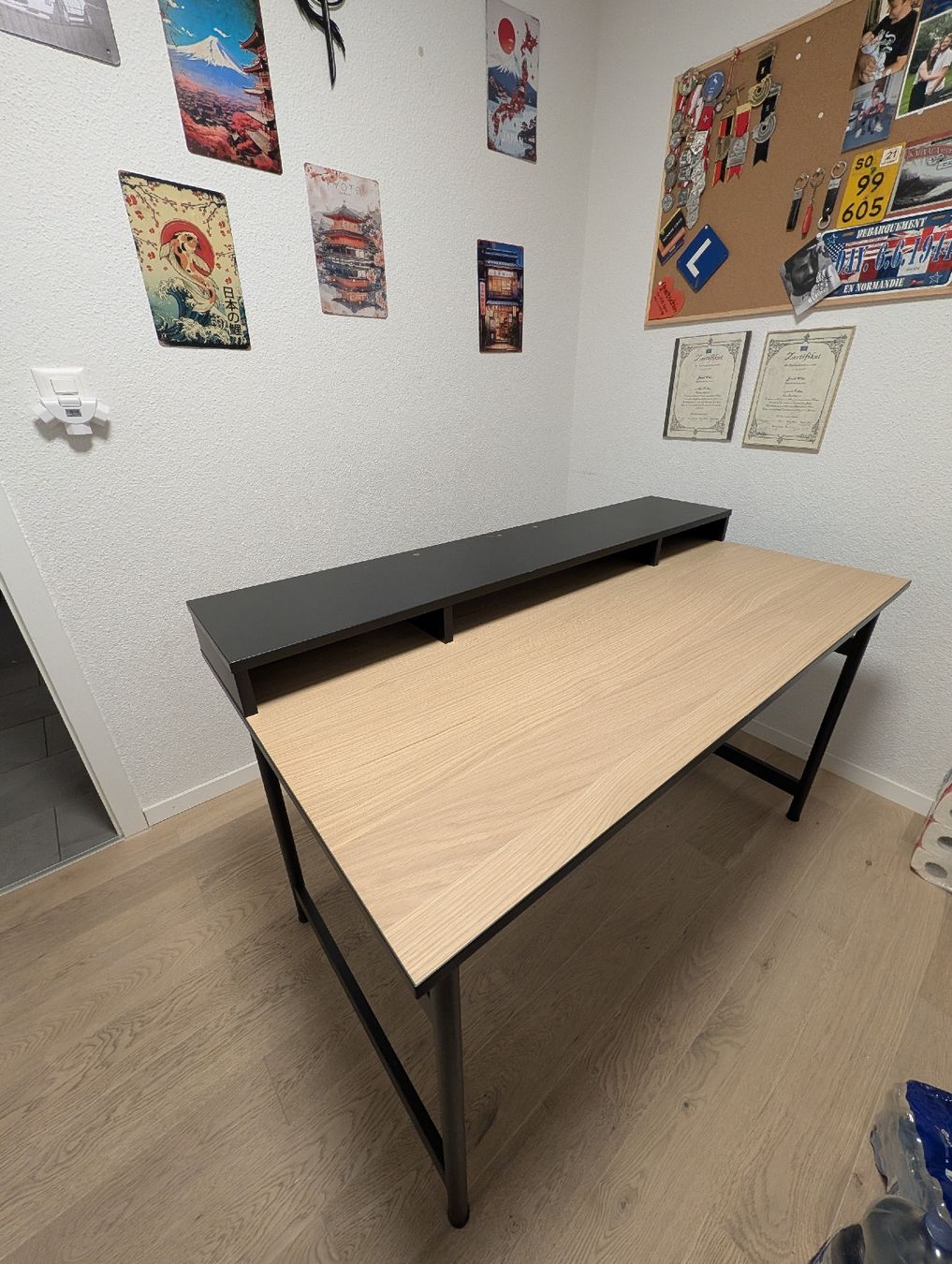 Ikea Bureaux: IKEA Schreibtisch – D'occasion à Biberist par Waebi1m