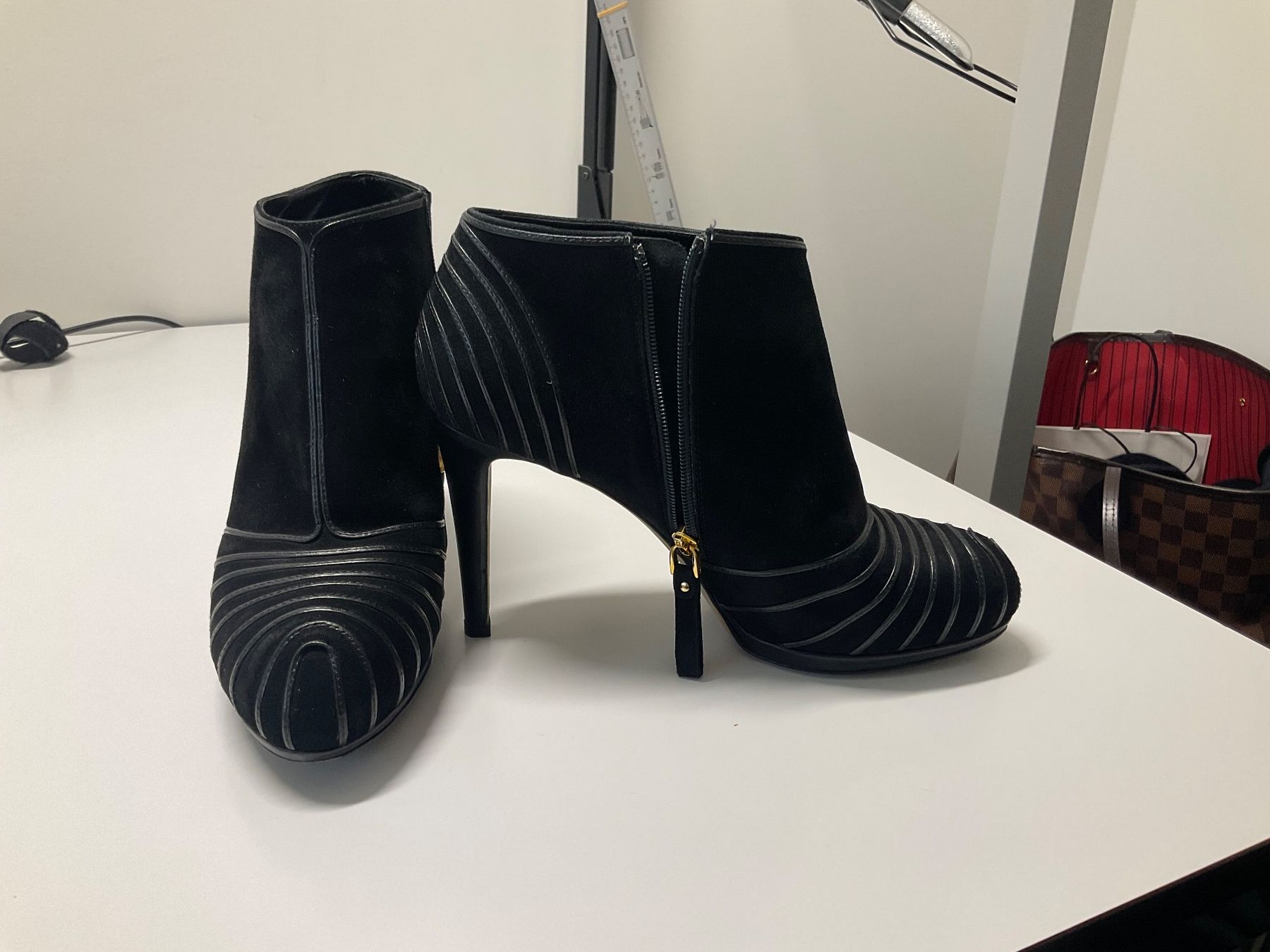 Sergio Rossi Scarpe da donna: Sergio Rossi Stiefelette Wildleder/Leder – Usato da Wetzikon ZH venduto da coco8468 1