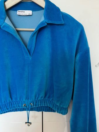Velvet sweatshirt