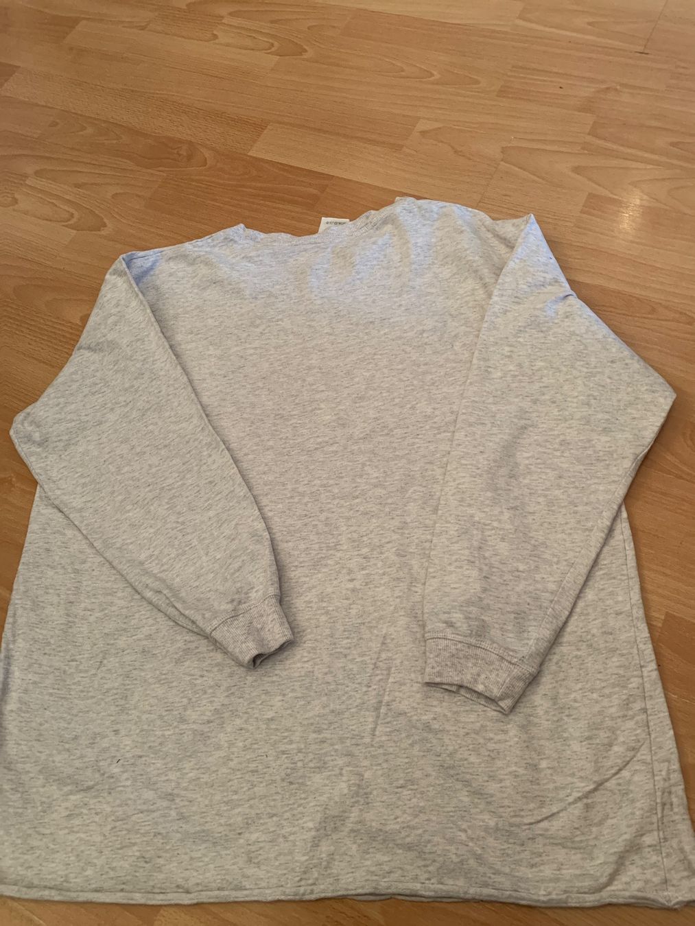 H&M Maglioni & Felpe: Joli pull gris H&M taille L – Usato da MEYRIN venduto da Gwendo10 1