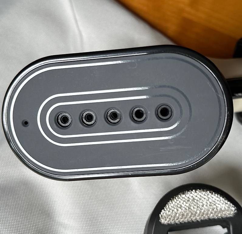 Bügeleisen: Dampfglätter Braun QuickStyle 3 – Gebraucht aus Ittigen von str_zl7h 1