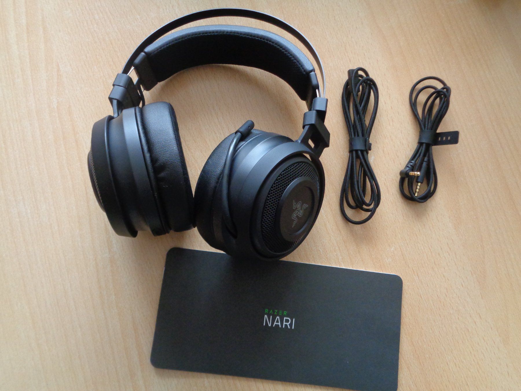 Razer Kopfhörer: Razer NARI Wireless Gaming Headset – Neu (gemäss Beschreibung) aus Dietikon von chroetli77
