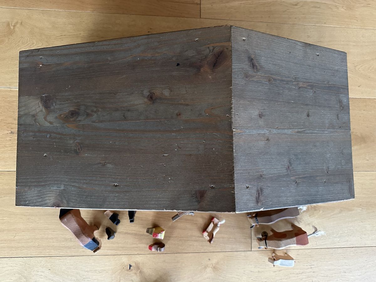 Articoli in legno: Trauffer Holzstall – Usato da Engelberg venduto da tan_gwc8 1