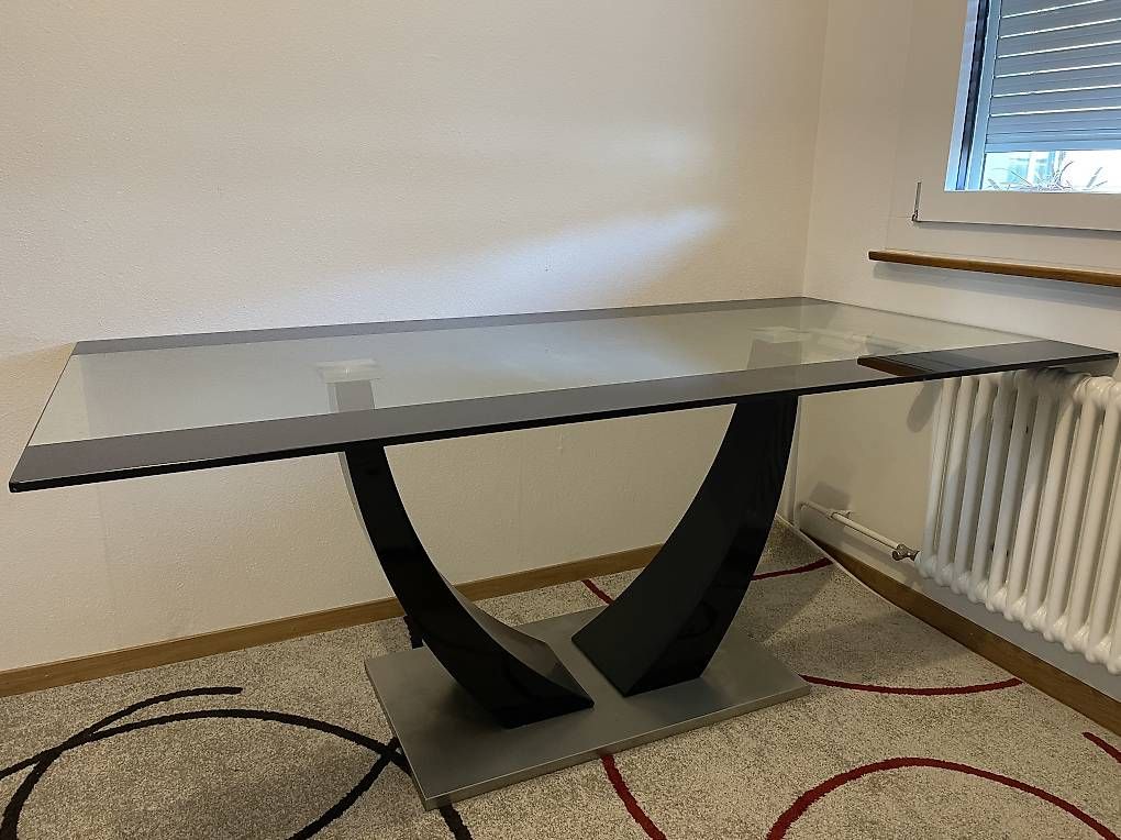 Tavoli: Esstisch – Usato da Bern venduto da eng_8dt2 2