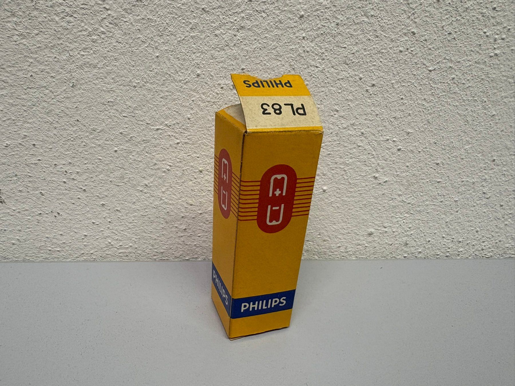 Philips Componenti elettronici: Philips PL 83 – Nuovo (secondo la descrizione) da Hochdorf venduto da av-electronics