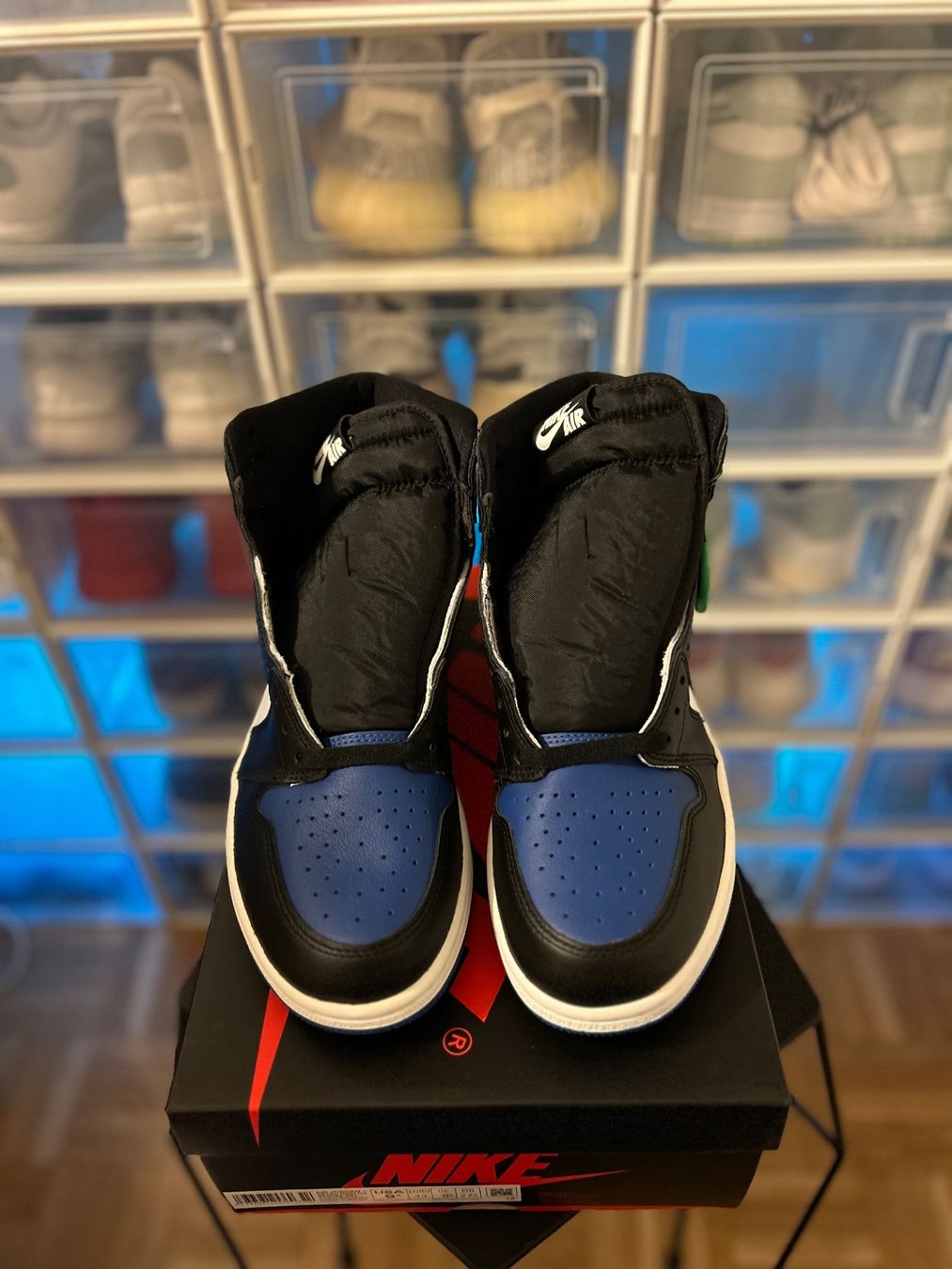 Jordan Scarpe da uomo: Jordan 1 Retro Royal Toe EU 43 – Nuovo e nell'imballaggio originale da Sion venduto da UntilWeRaise 2