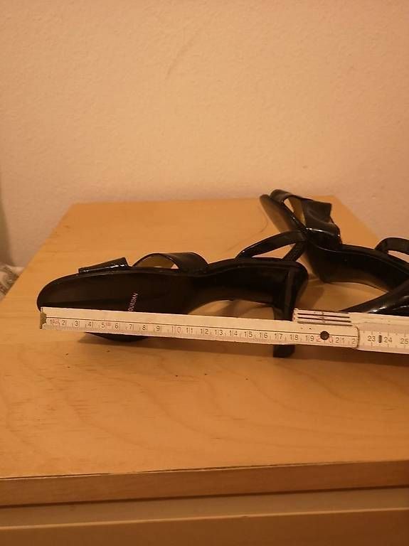 Scarpe da donna: Charles Jourdan Sandale Gr. 36 Neu – Usato da Kreuzlingen venduto da met_w8z6 2