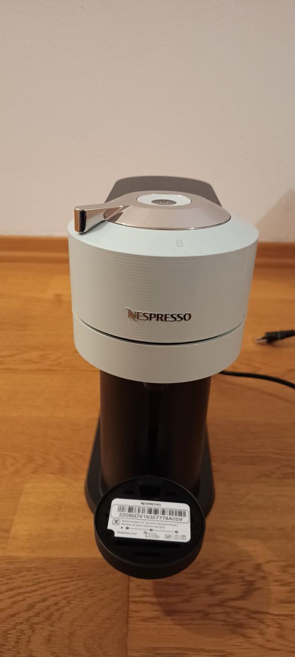 Nespresso Kaffeemaschinen & Espressomaschinen: Nespresso Vertuo Next Machine – Neu und originalverpackt aus Corseaux von sgi_v7vd 2