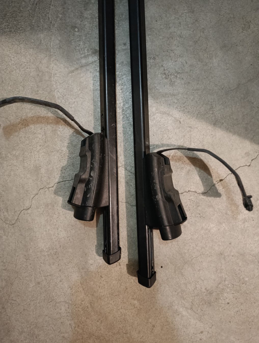 Thule Dachträger: Barre de toit Dacia Duster  – Gebraucht aus Lavey-Village von pas_7xd2 1