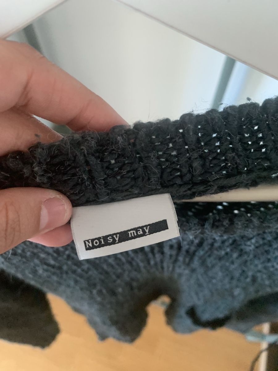 Pullover & Sweatshirts: Pullover XL – Gebraucht aus Basel von ari_xy65 1