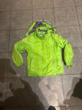 Grüne Winterjacke Powerzone Gr. 140