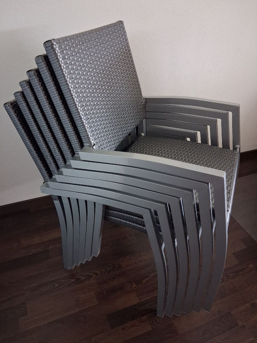 Stühle: Lot de 6 chaises de terrasse structure aluminium – Gebraucht aus Villars-le-Grand von mescal01