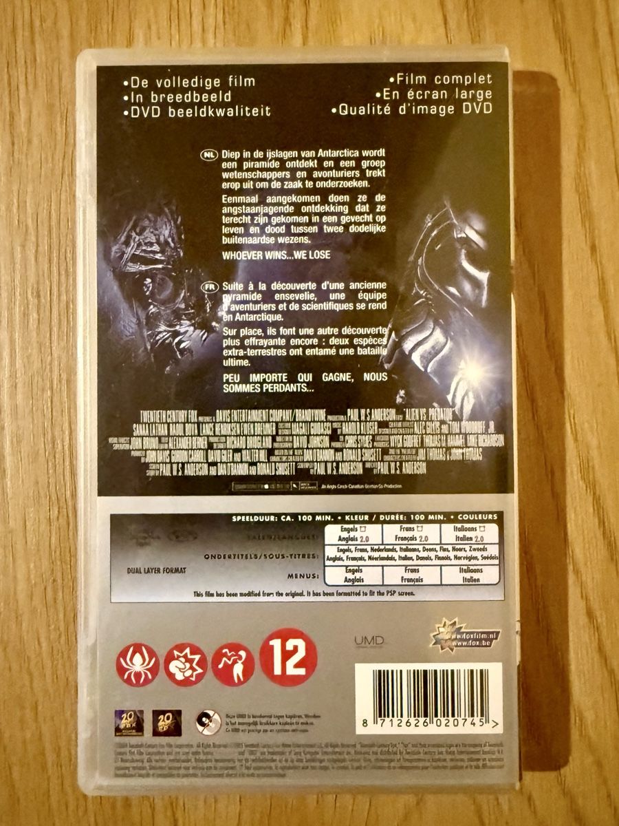 Tutti i DVDs: Alien vs Predator - UMD Video – Usato da Aumont venduto da Lango 1