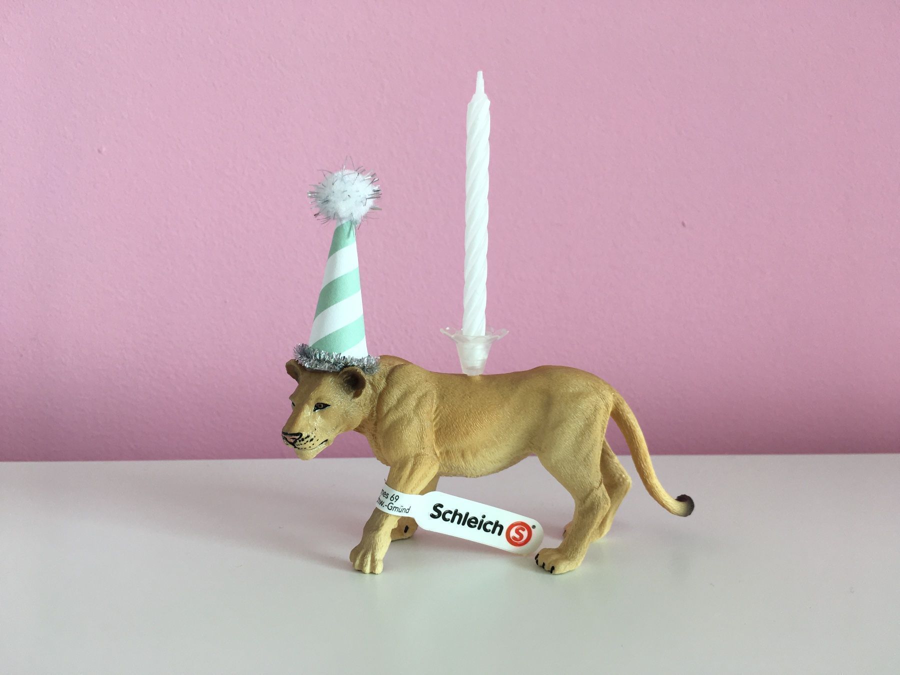 Portacandele: Geburtstagskerze SCHLEICH Löwin – Nuovo e nell'imballaggio originale da Zollikofen venduto da poppala 2