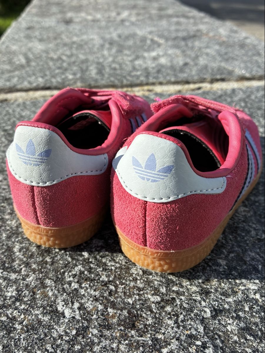 Adidas Chaussures garçon: Adidas Gazelle – D'occasion à Appenzell par bond77 2