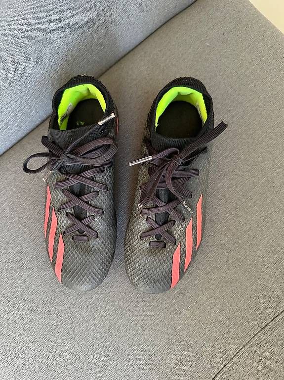 Adidas Scarpe per ragazzi: Chaussures foot 33 – Usato da La Neuveville venduto da ste_rk86 1