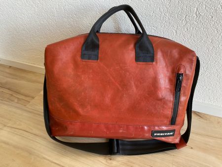 Freitag Laptop Tasche, Modell Roy, Orange/Terracotta