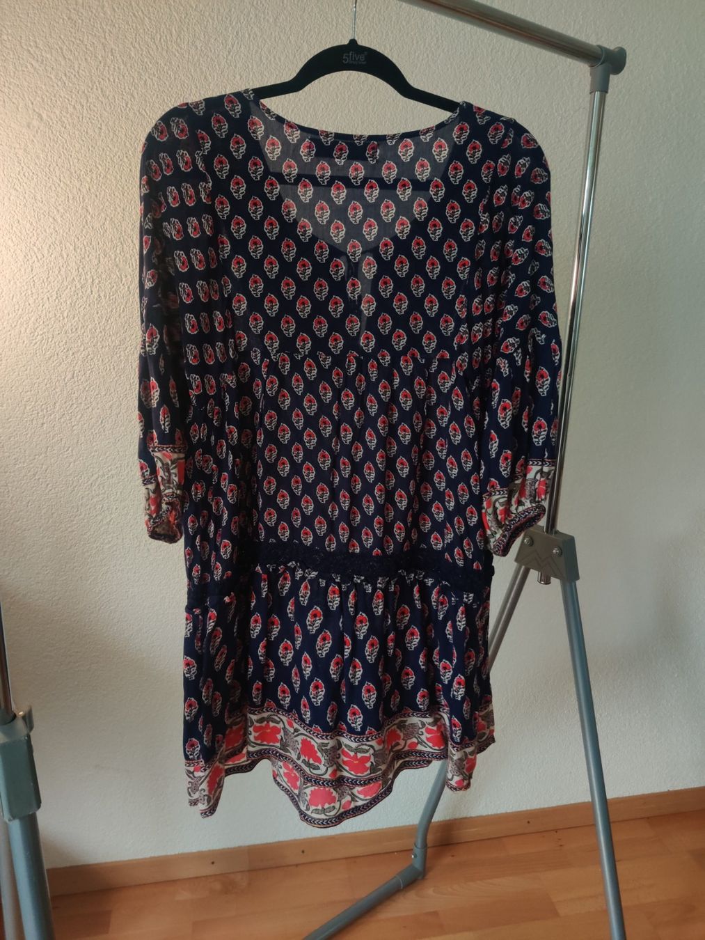 Vestiti: Robe fluide taille M – Usato da Fribourg venduto da cou_v62j 1