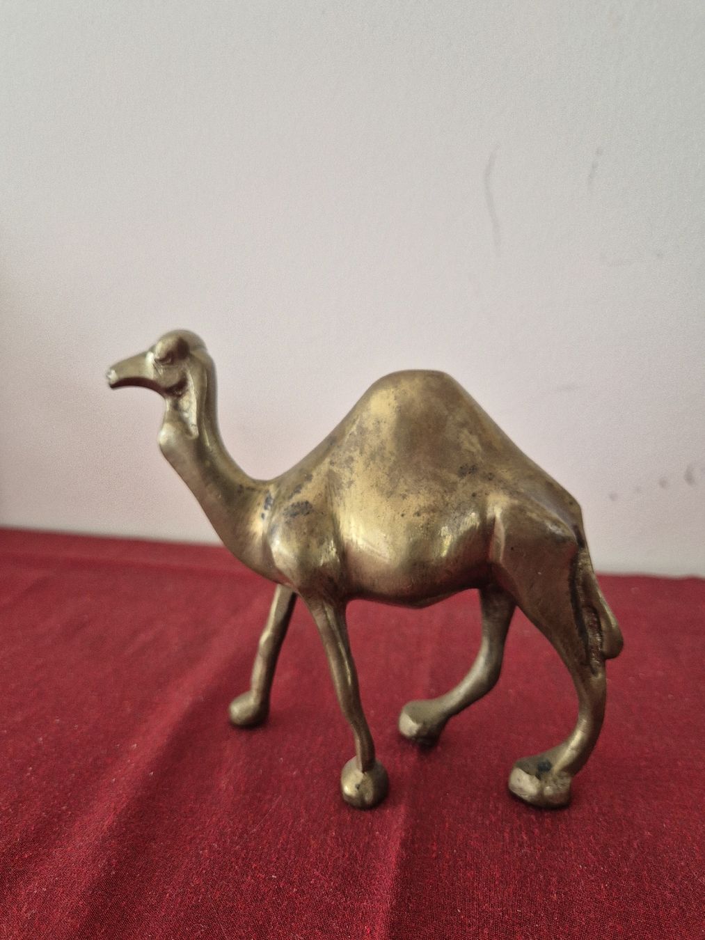 Tutte le decorazioni: Kamel Kamelfigur aus Messing  – Usato da Oberdiessbach venduto da Finland1977 2