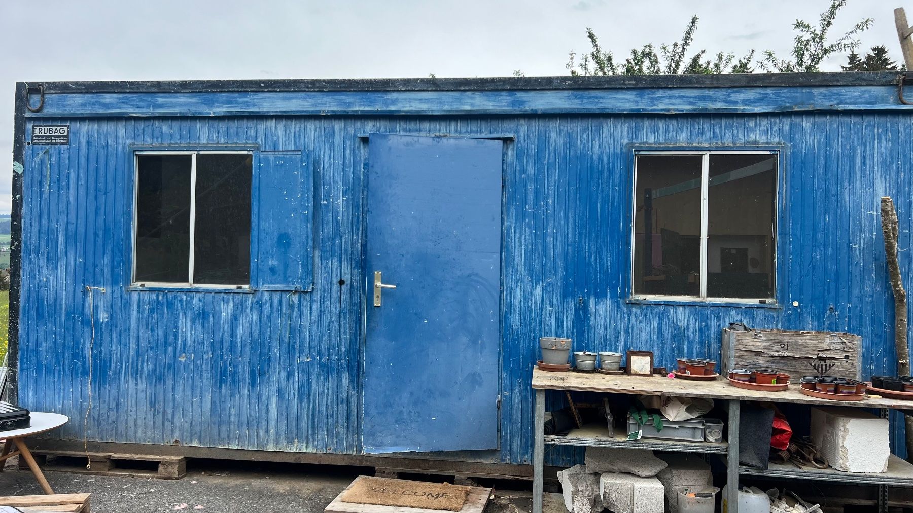 Rubag Contenitori edile: Bürocontainer / Lagercontainer zu verkaufen. – Usato da Homberg b. Thun venduto da Mirisch