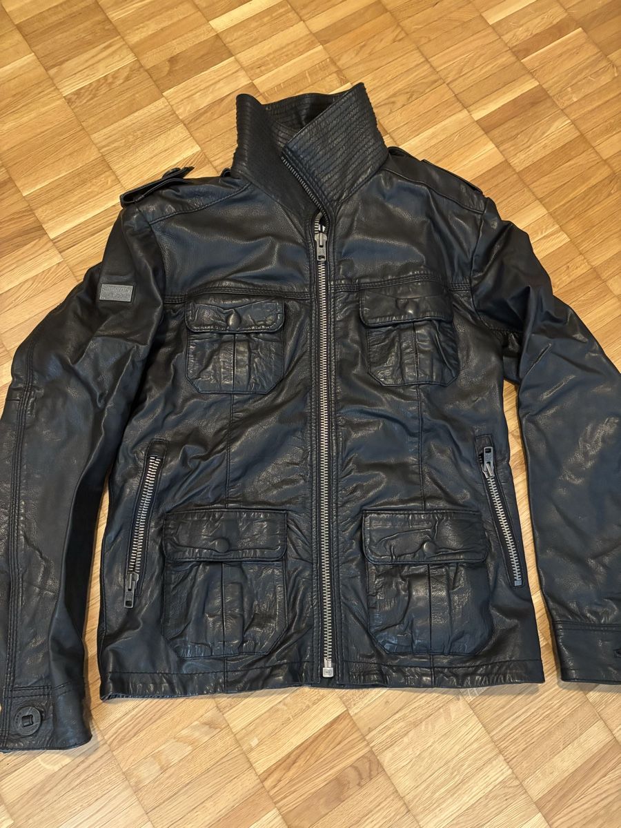 Superdry Jacken: Superdry Lederjacke – Gebraucht aus Zürich von ChampShirts
