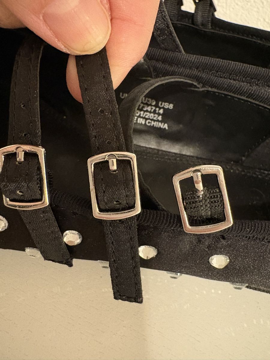 Asos Damenschuhe: NEU: Ballerina mit Schmucksteinen – Neu (gemäss Beschreibung) aus Bülach von kittygismo 2