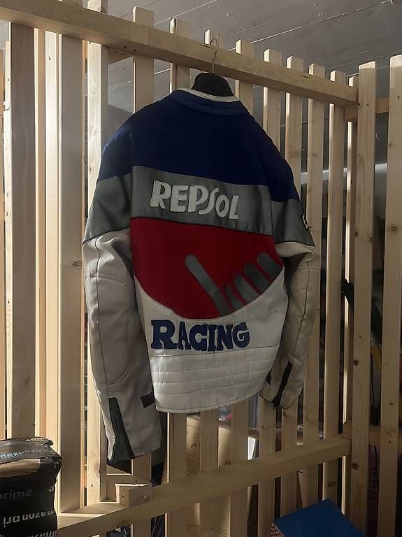 Jacken: Motorrad Lederjacke S – Gebraucht aus Reiden von Derbi50 1