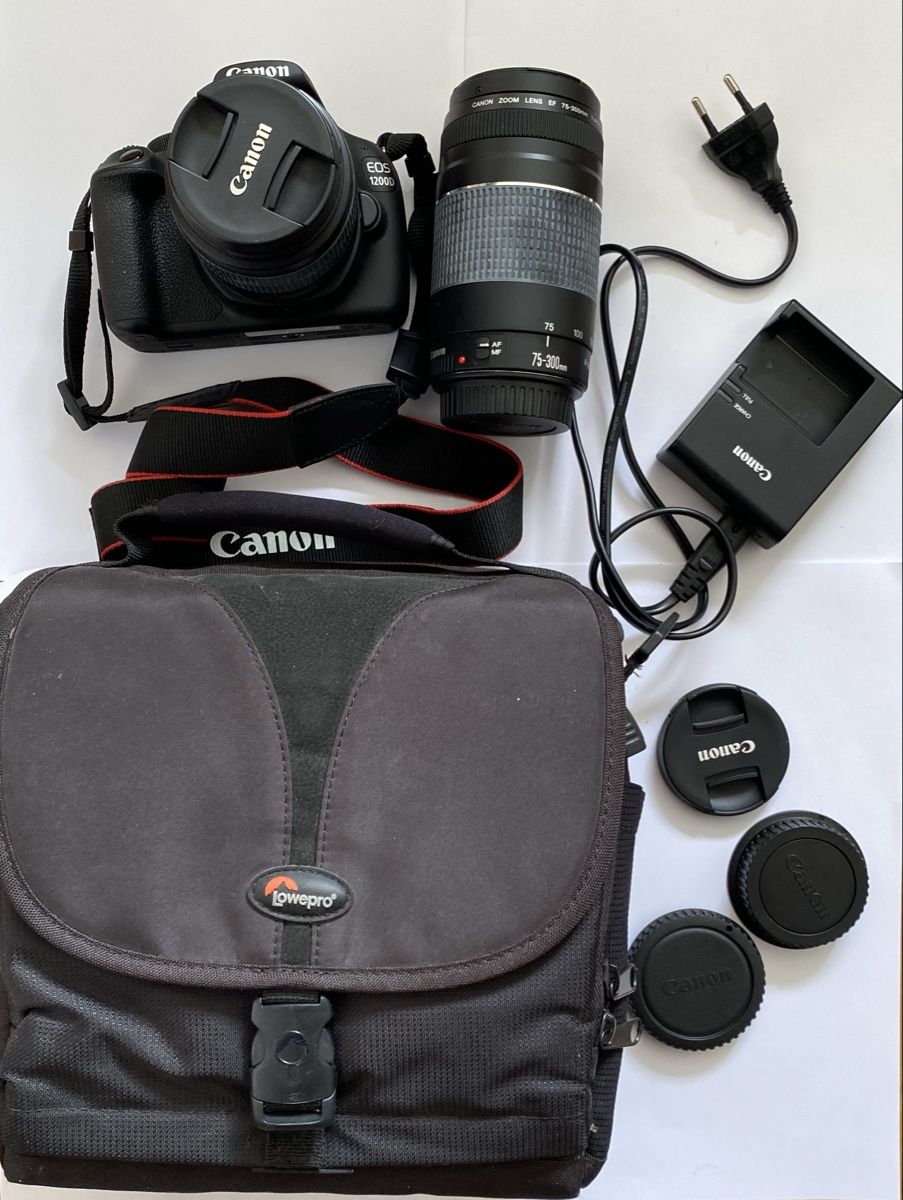 Canon Fotocamera: Canon EOS 1200D Kit mit 2 Objektiven, Tasche, Ladegerät – Usato da Zürich venduto da joyjoy7