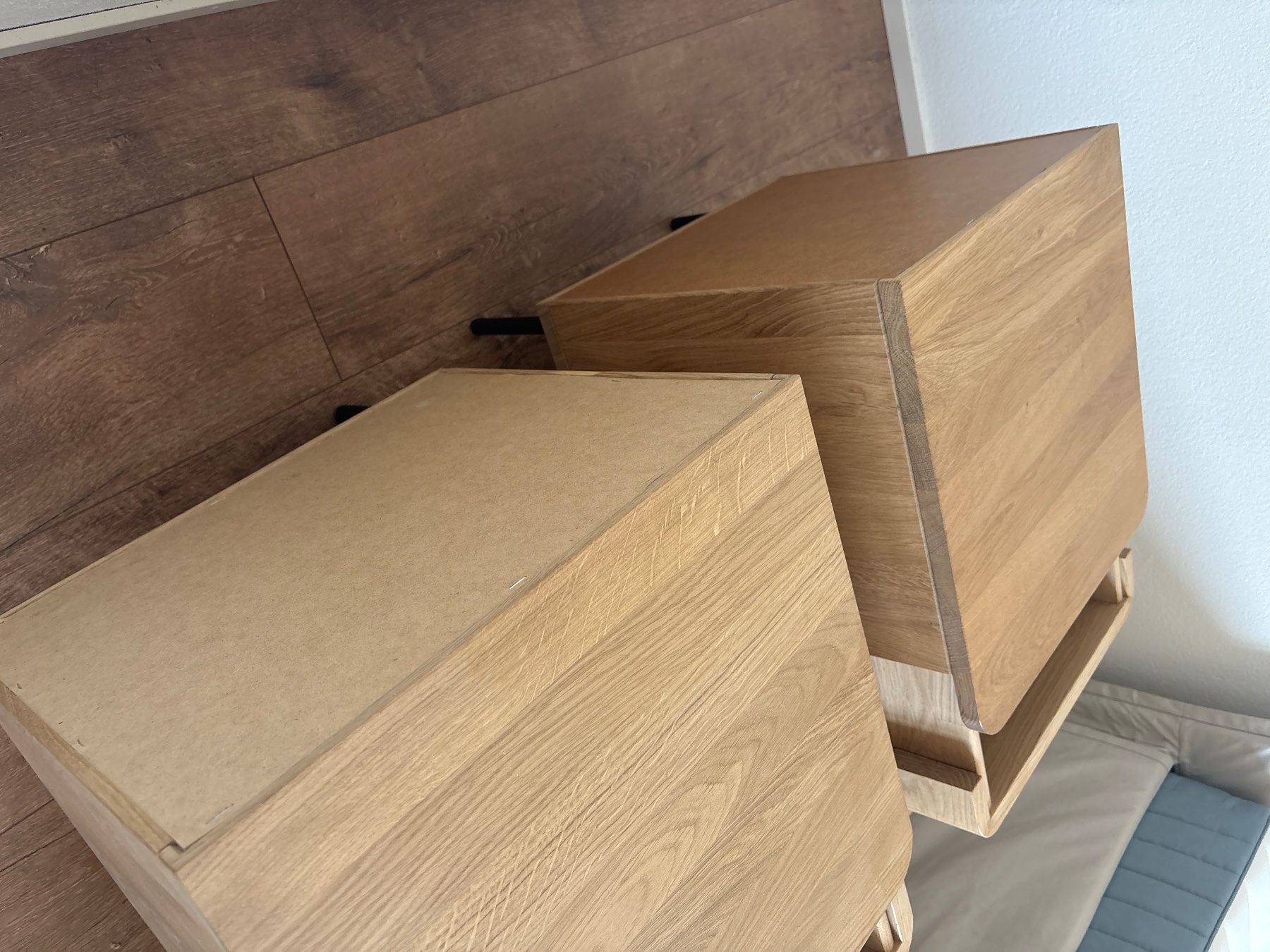 Pfister Commodes: 2 Nachttische von Möbel Pfister Neu – Neuf (Voir description) à Kilchberg ZH par bau_x7vy 3