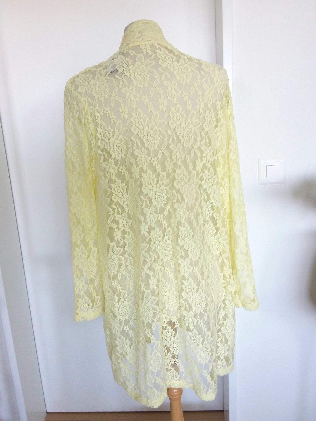 Vestes: Spitzen Cardigan, Gr L, NEU – Neuf avec emballage d'origine à Immensee par Btrutmann 1