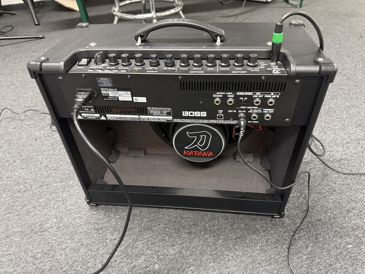 Boss Verstärker: Boss Katana MK2 100W + Foot Control – Gebraucht aus Hausen AG von MiDaDa 2