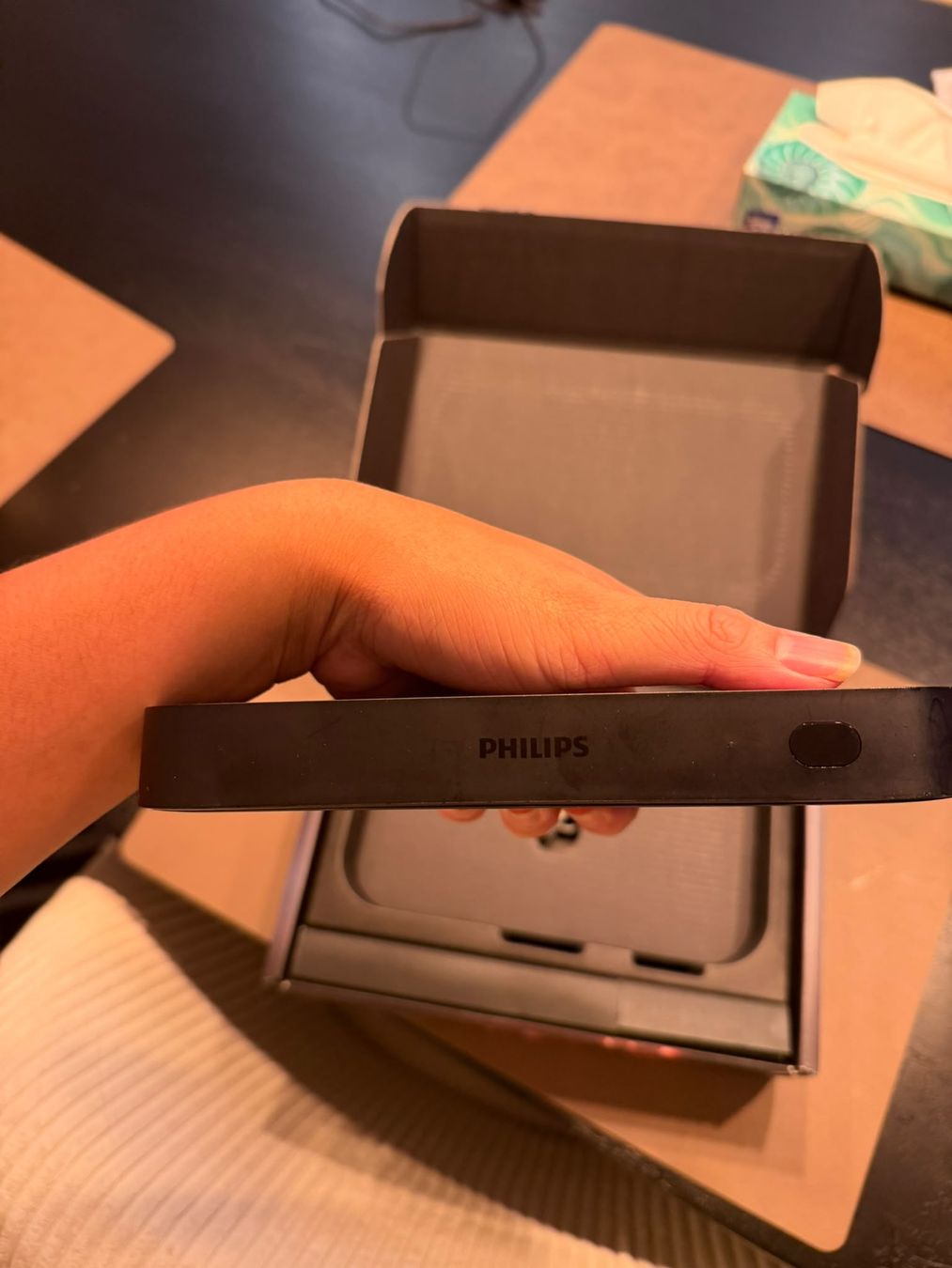 Philips Home Cinema: Philips Hue HDMI Sync Box 4k – Usato da Maienfeld venduto da 46ser 1