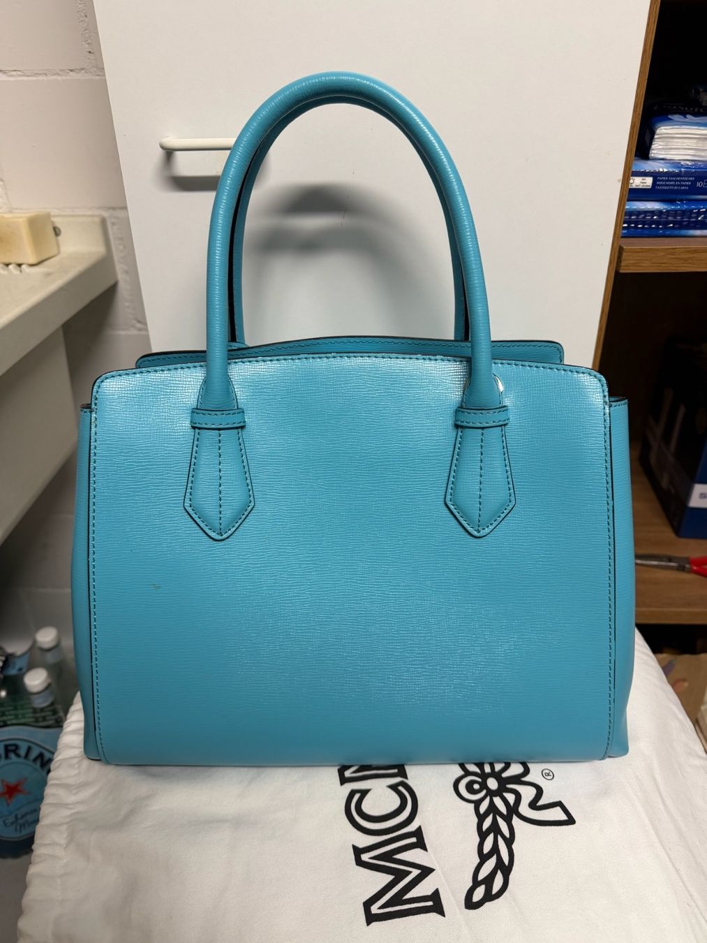 Taschen für Damen: Handtasche Leder blau LK Bennet – Neu (gemäss Beschreibung) aus Herrliberg von jun_rl8h 1