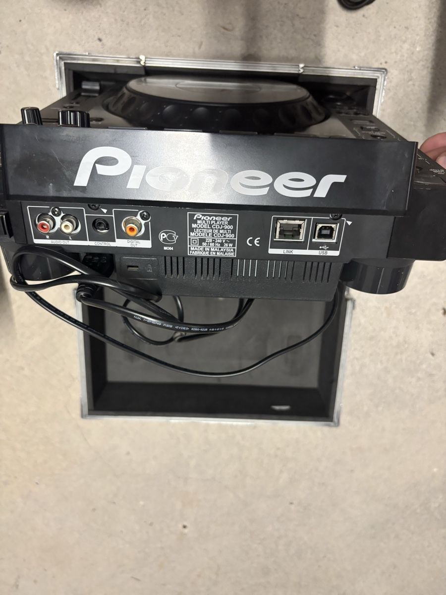Pioneer Sistemi audio & multimediali: Pioneer CDJ-900 Multi Player mit Case guter Zustand – Usato da Lupfig venduto da Corona3 3