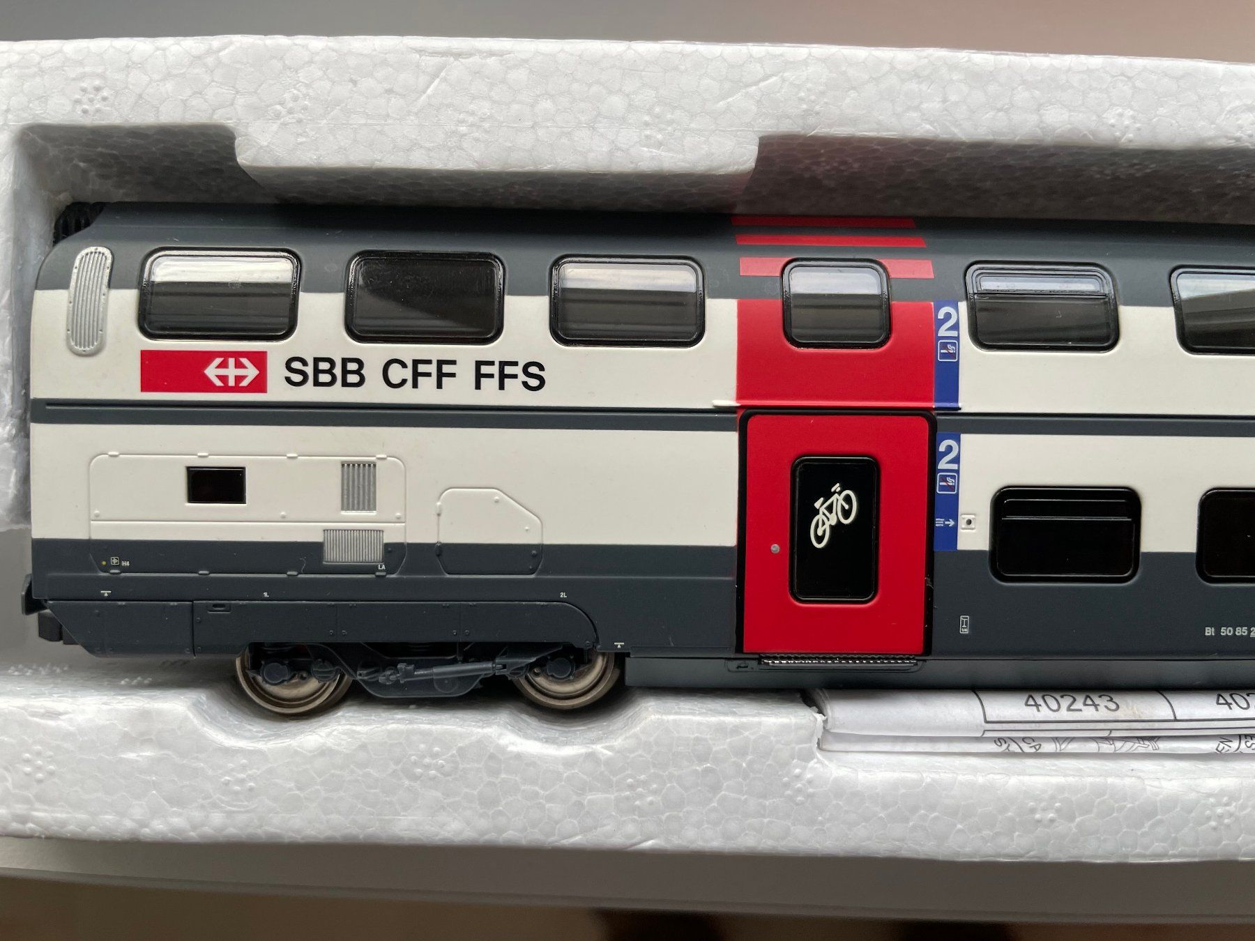 Roco Modellini di ferrovie: Roco 45464: SBB IC 2000, Dosto Bt 915 – Usato da Spiez venduto da bap75 3