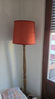 Lampe sur pied