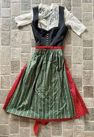 Dirndl Gr. 34 mit Krüger Bluse